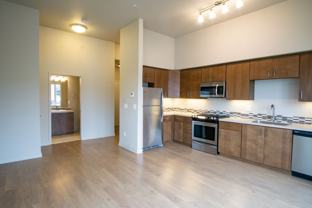 2250 Ne Glisan St #101 - Photo 1 of 1