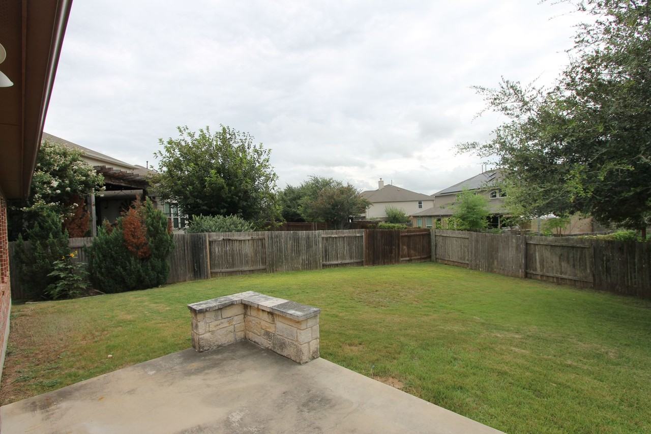 188 Orchard Hill Trl - Photo 5 of 8