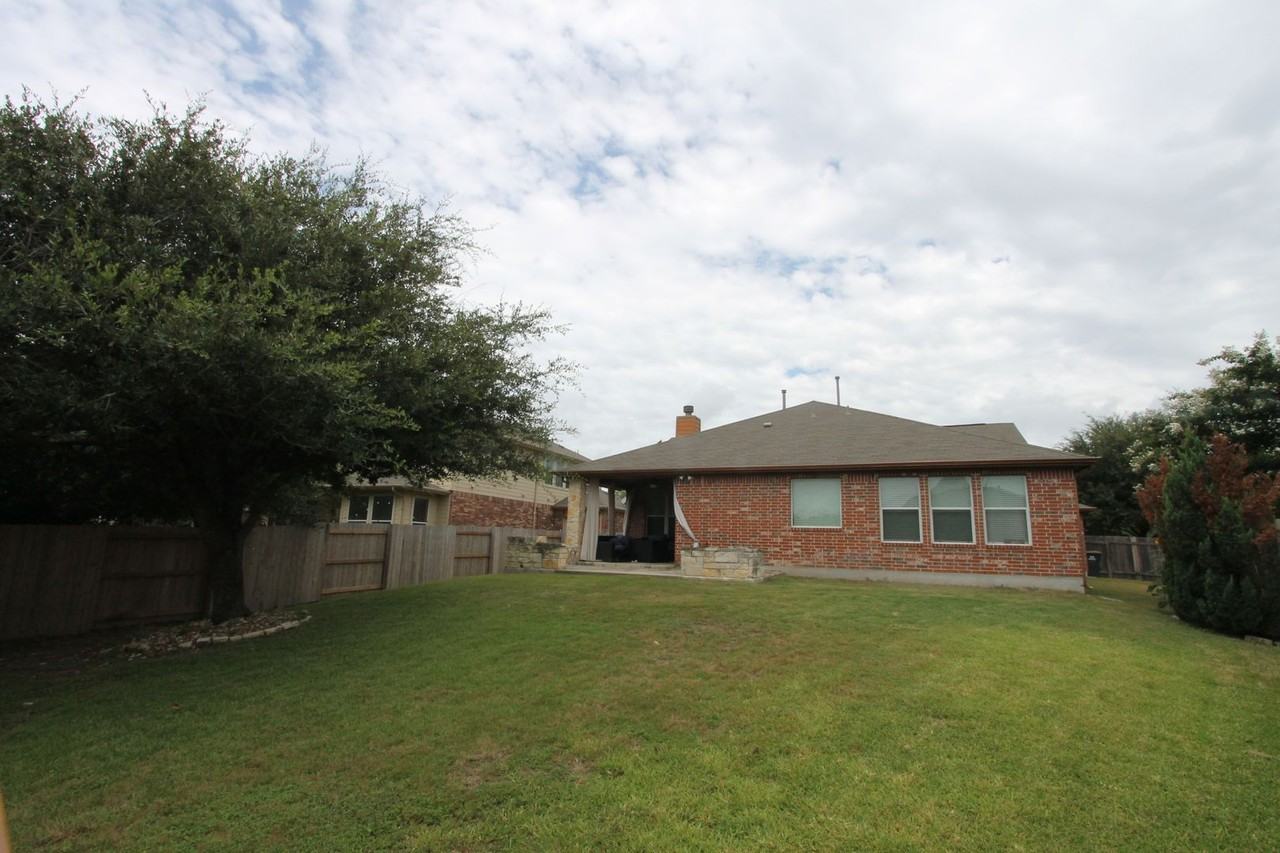 188 Orchard Hill Trl - Photo 6 of 8