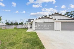 featured image of 536 W 50th Ct S
