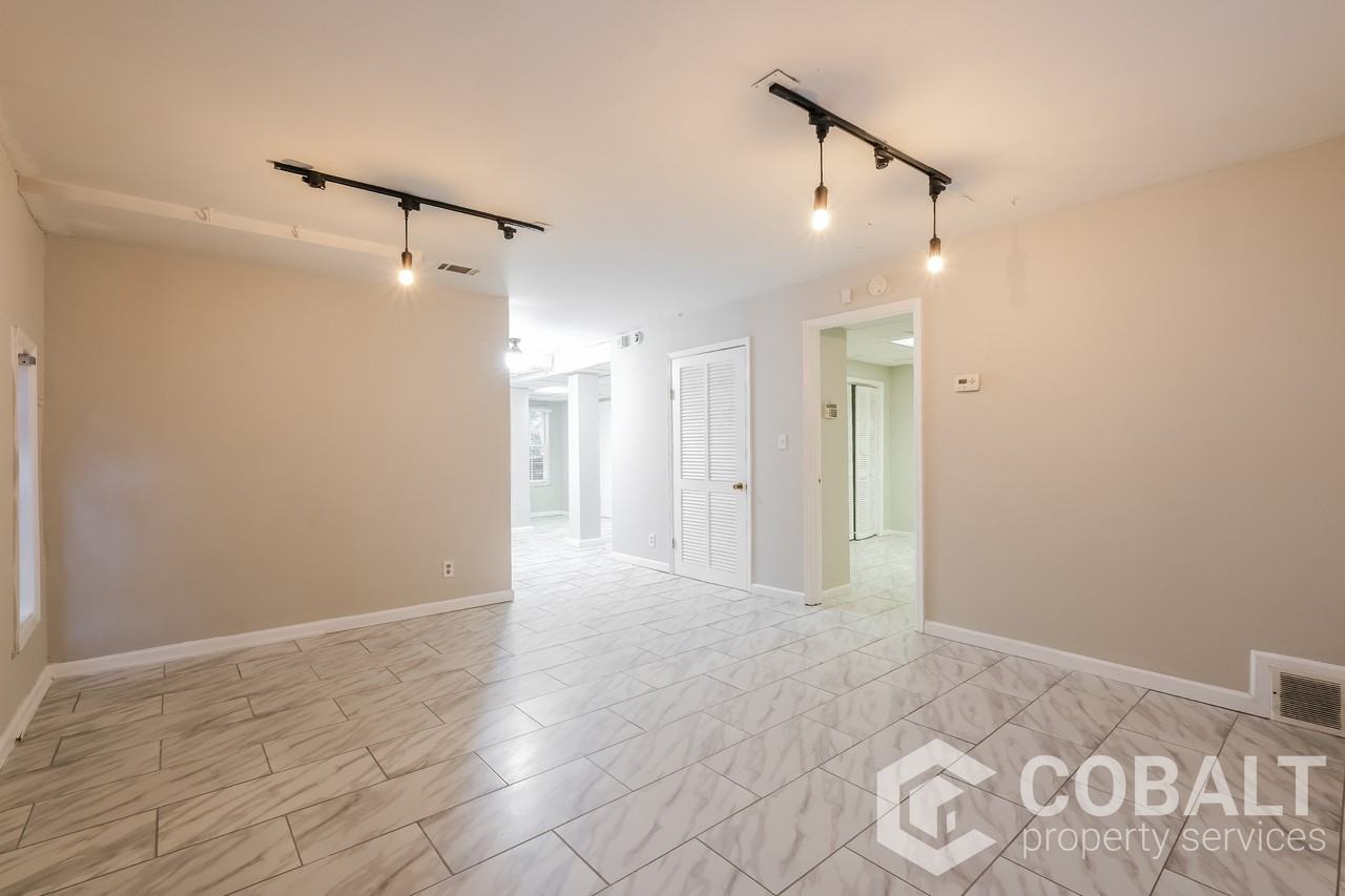1326 North Ave Ne #C - Photo 5 of 18