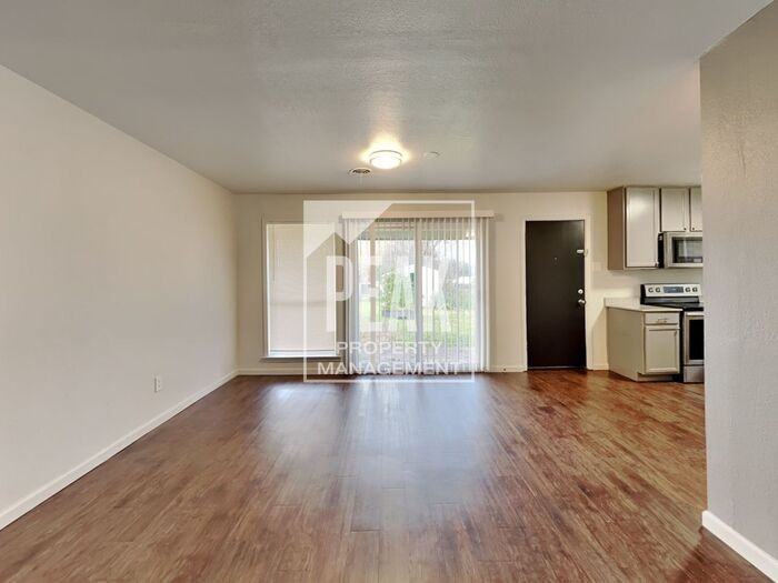 5508 Winifred Dr - Photo 3 of 17