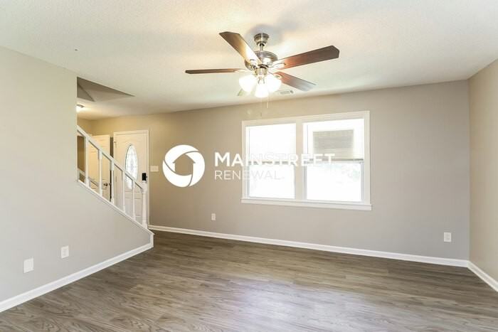 8109 Beechwood Ter - Photo 4 of 21