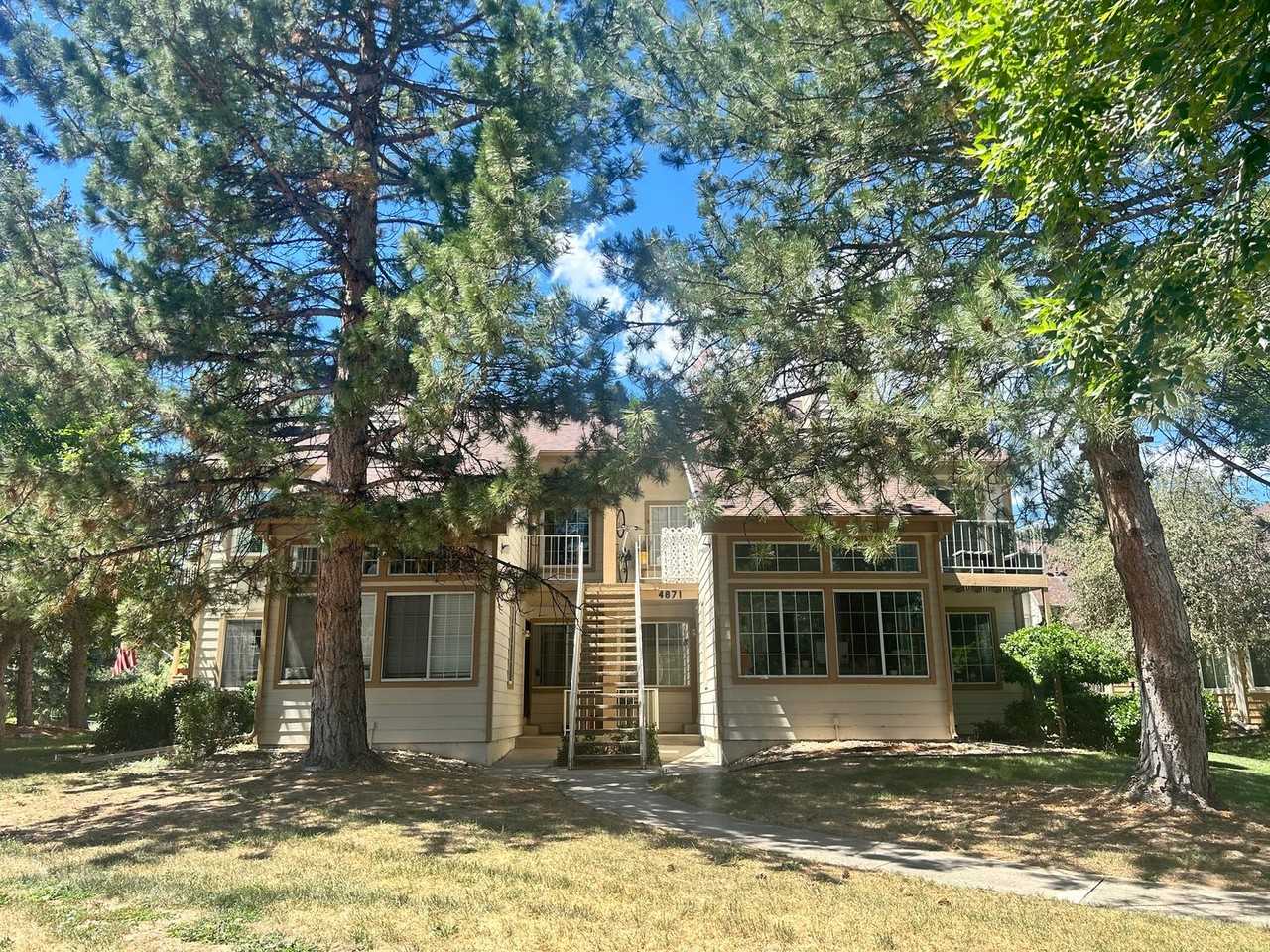 4871 White Rock Cir