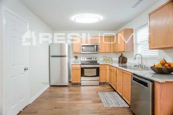 4366 Fullwood Ct - Photo 2 of 19