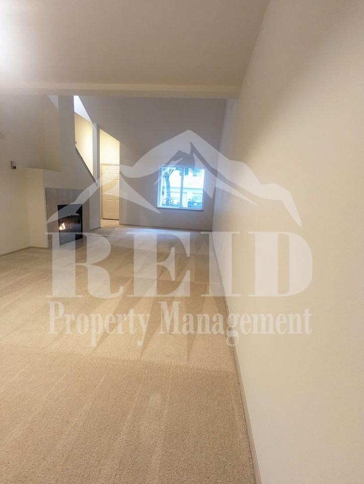 12949 Granite Ln Nw #105 - Photo 4 of 22