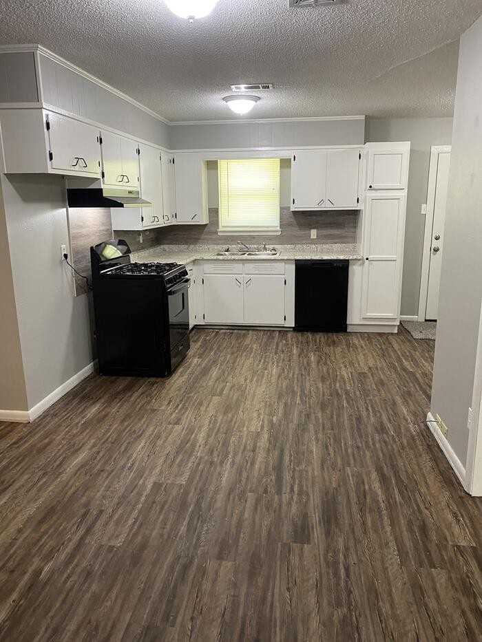 3101 Kay Don Rd - Photo 5 of 14