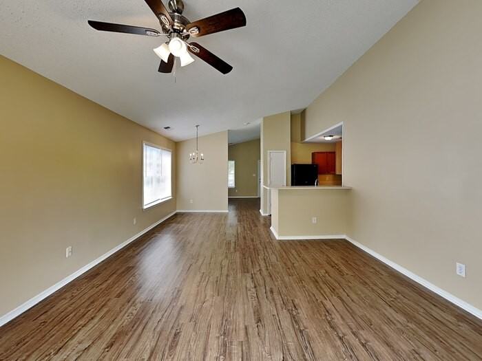 3059 Champion Ln Sw - Photo 4 of 40