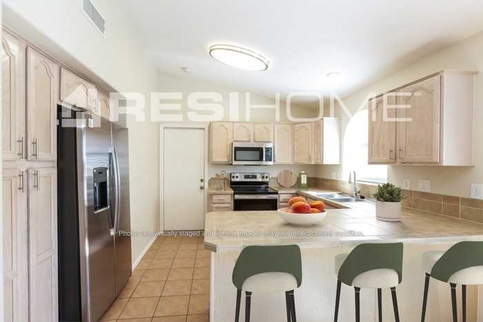 2604 N 126th Dr - Photo 3 of 17