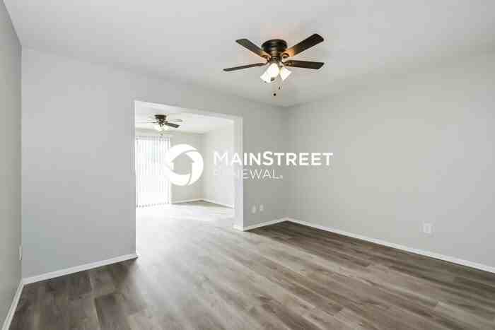 3771 W Raintree Dr - Photo 5 of 16