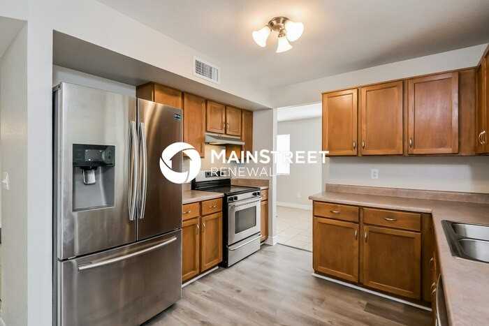3771 W Raintree Dr - Photo 7 of 16