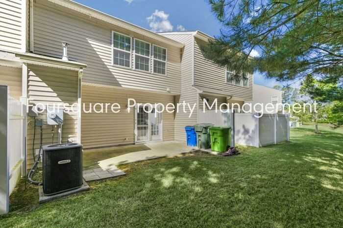 6143 Neuse Wood Dr - Photo 5 of 34