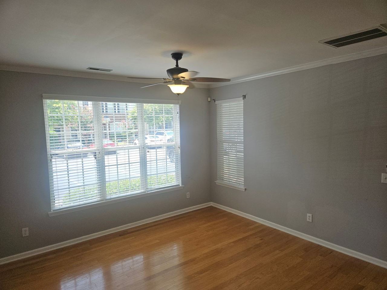 5714 Clearbay Ln - Photo 5 of 18