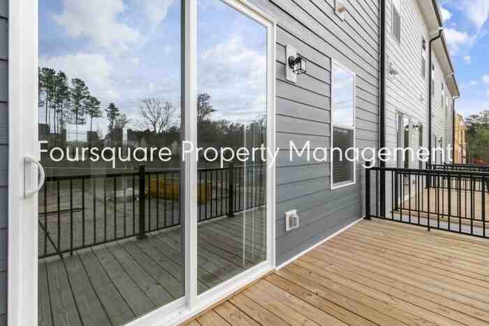 1424 Grove Village Rd - Photo 7 of 42