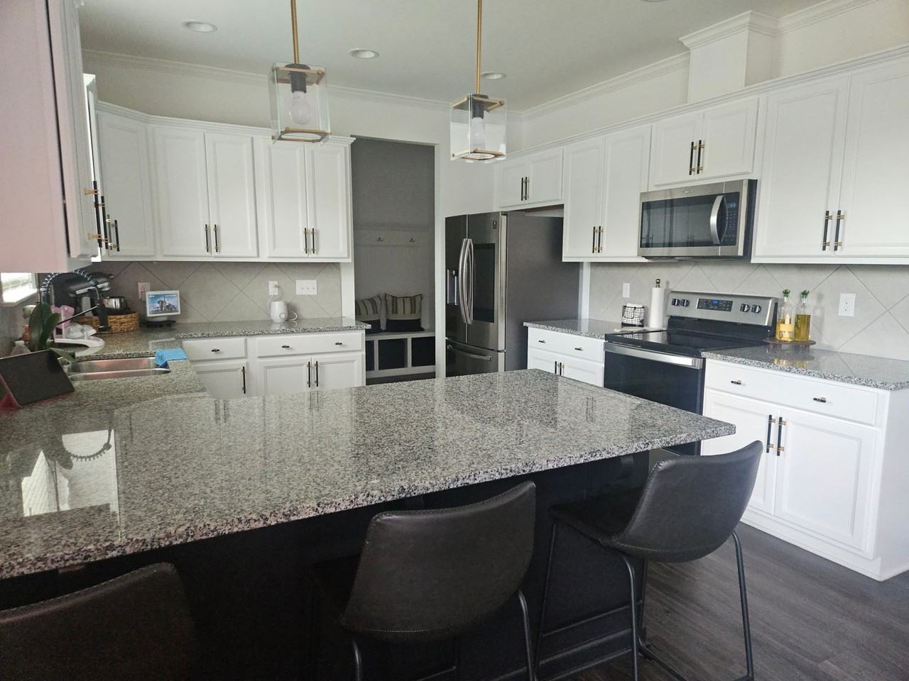 210 Montasel Ct - Photo 5 of 11