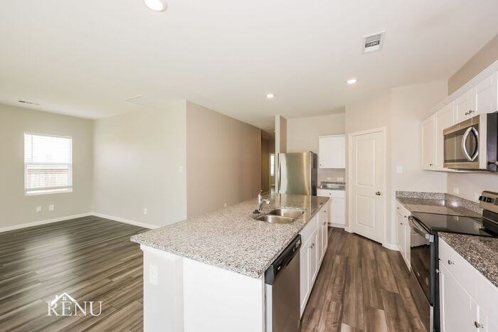 1620 Ancer Way #1620AW - Photo 4 of 17