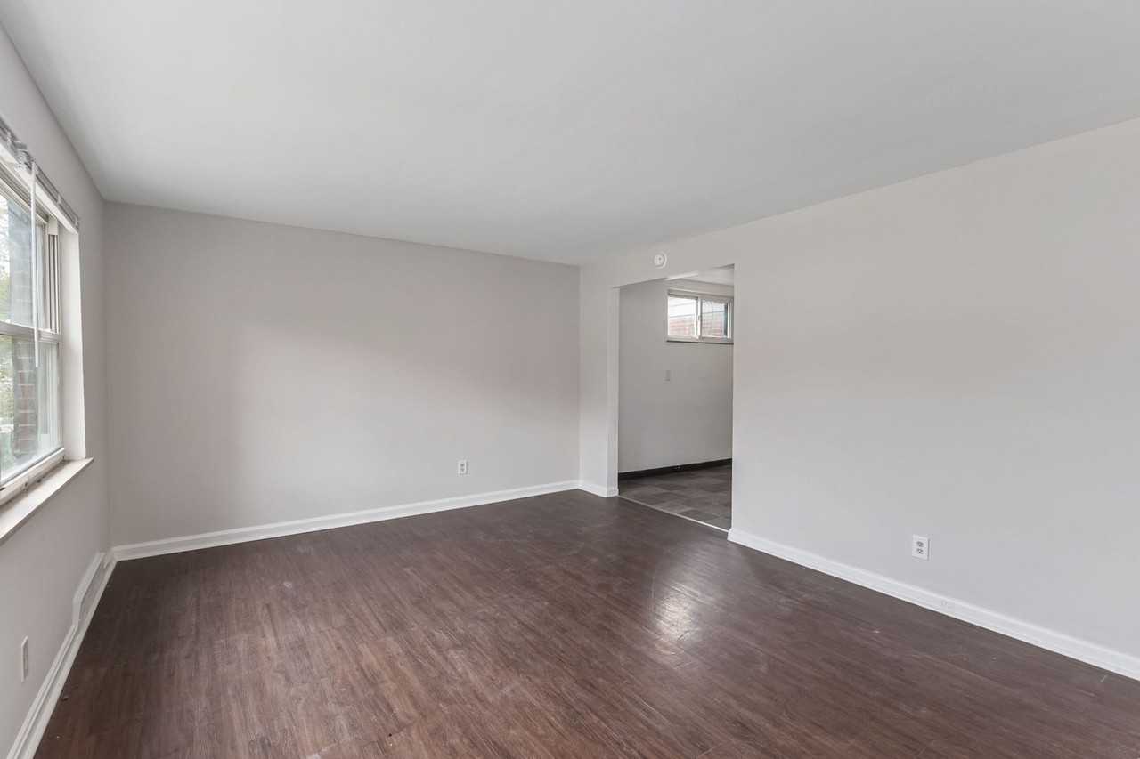 3069 Westwood Northern Blvd - Photo 3 of 27