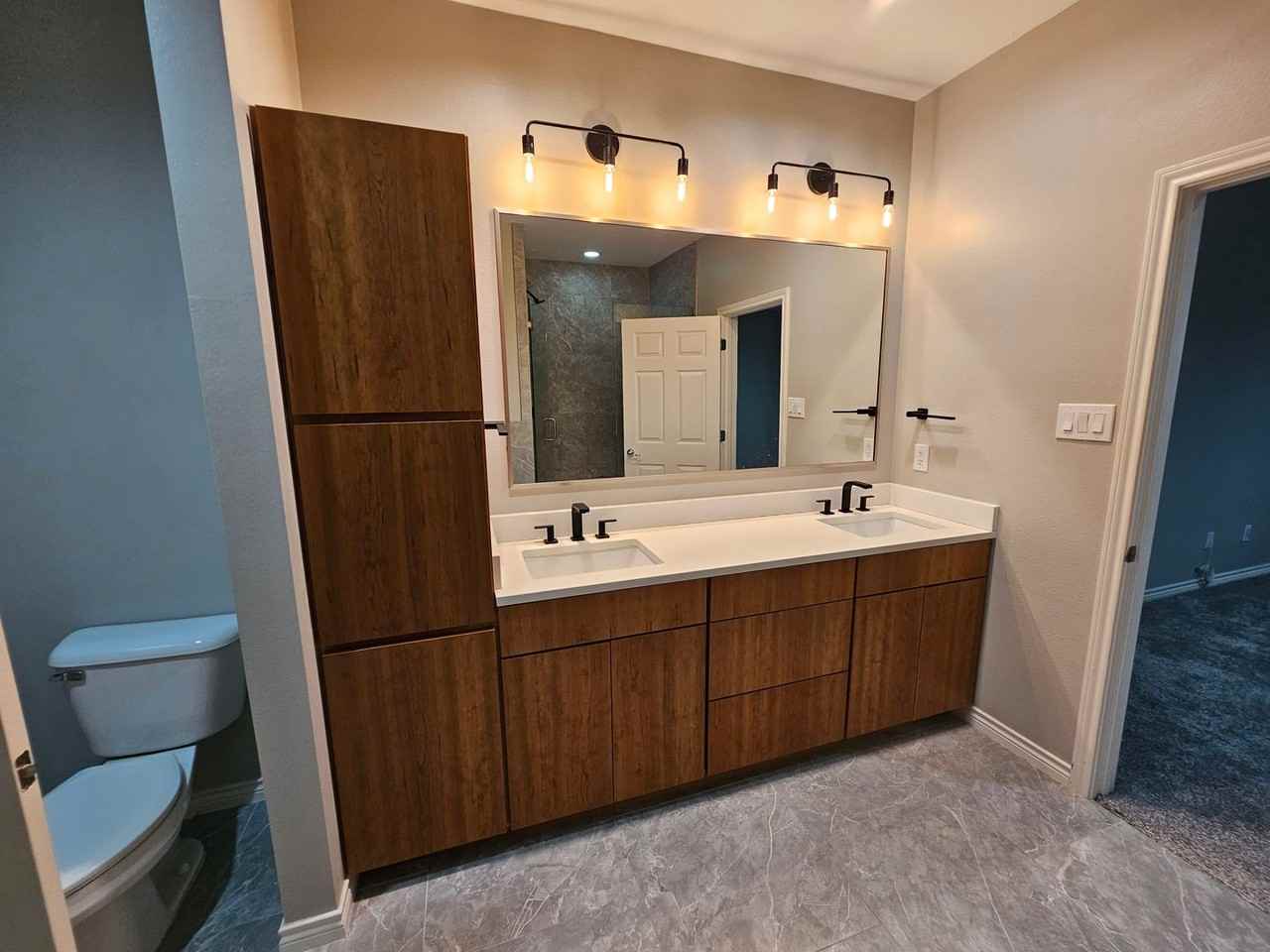 4411 Mckinney Ave #17 - Photo 4 of 34