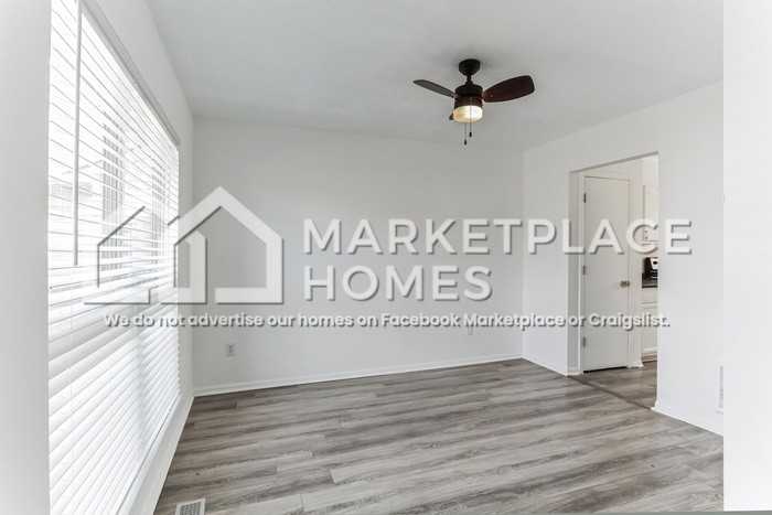 6391 Whims Rd - Photo 4 of 30
