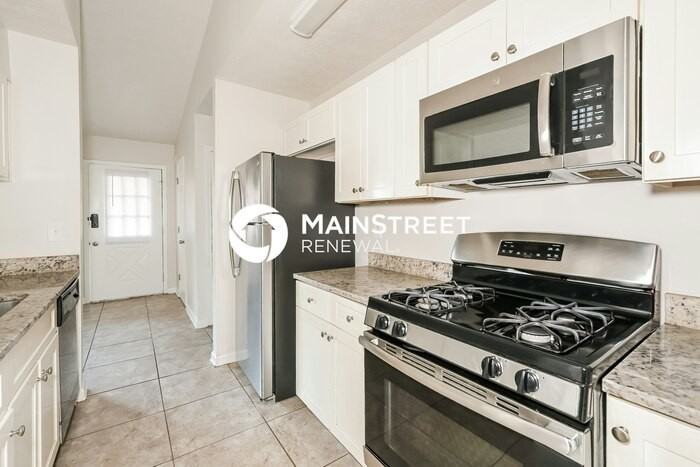 2233 Newbury Rd - Photo 4 of 15