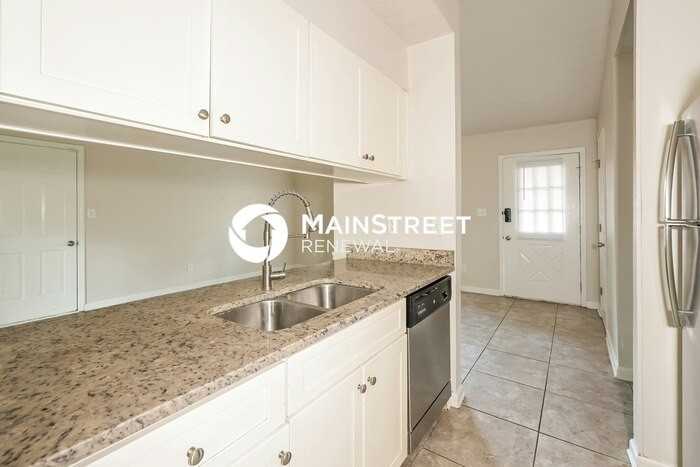 2233 Newbury Rd - Photo 6 of 15
