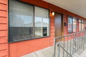 featured image of 4121 Se 28th Ave