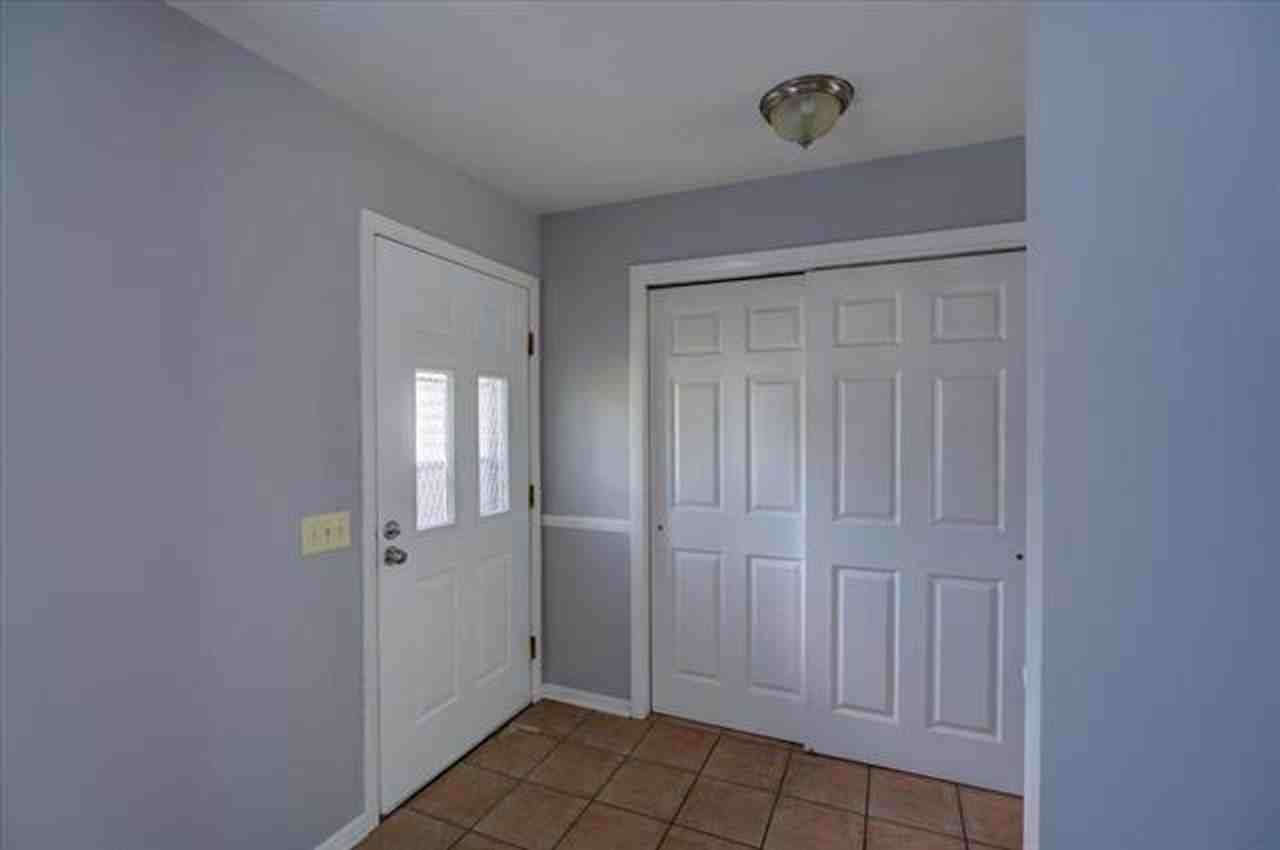 3909 Patrick Henry Way - Photo 5 of 46