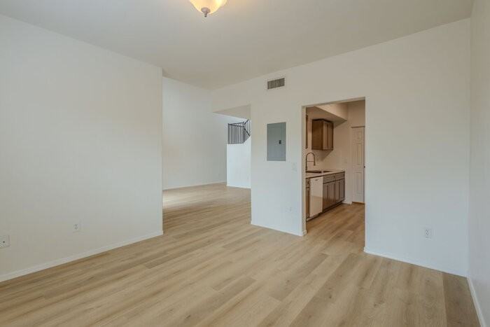 18845 South Esherton Drive - Photo 7 of 28