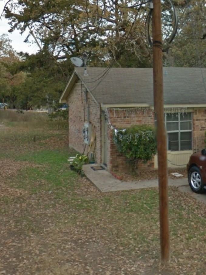 3305 Holick Ln - Photo 2 of 8