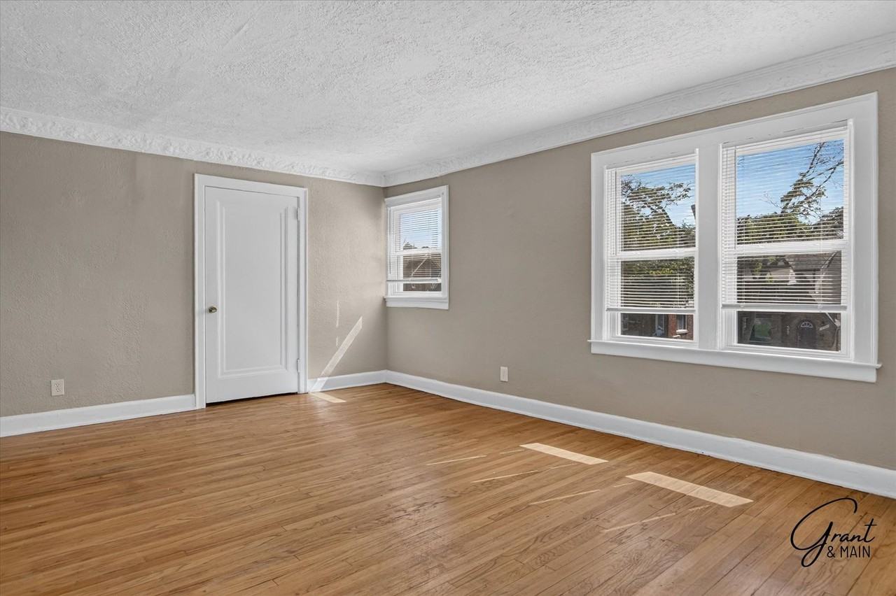 17127 Roselawn St - Photo 7 of 25
