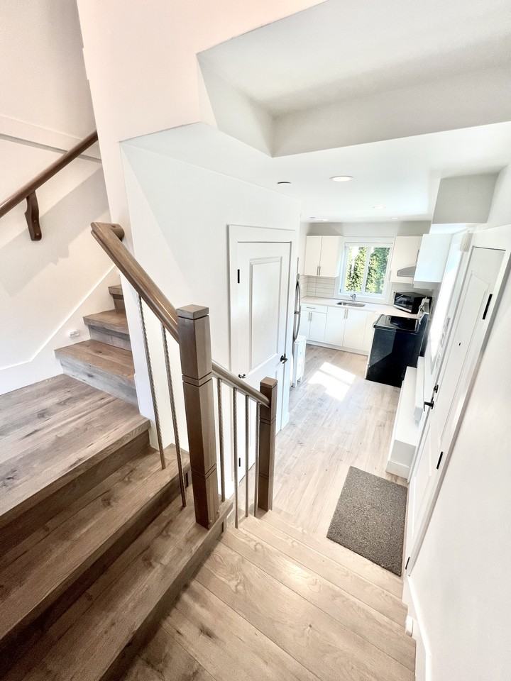 30 East 54th Avenue - Photo 4 of 16