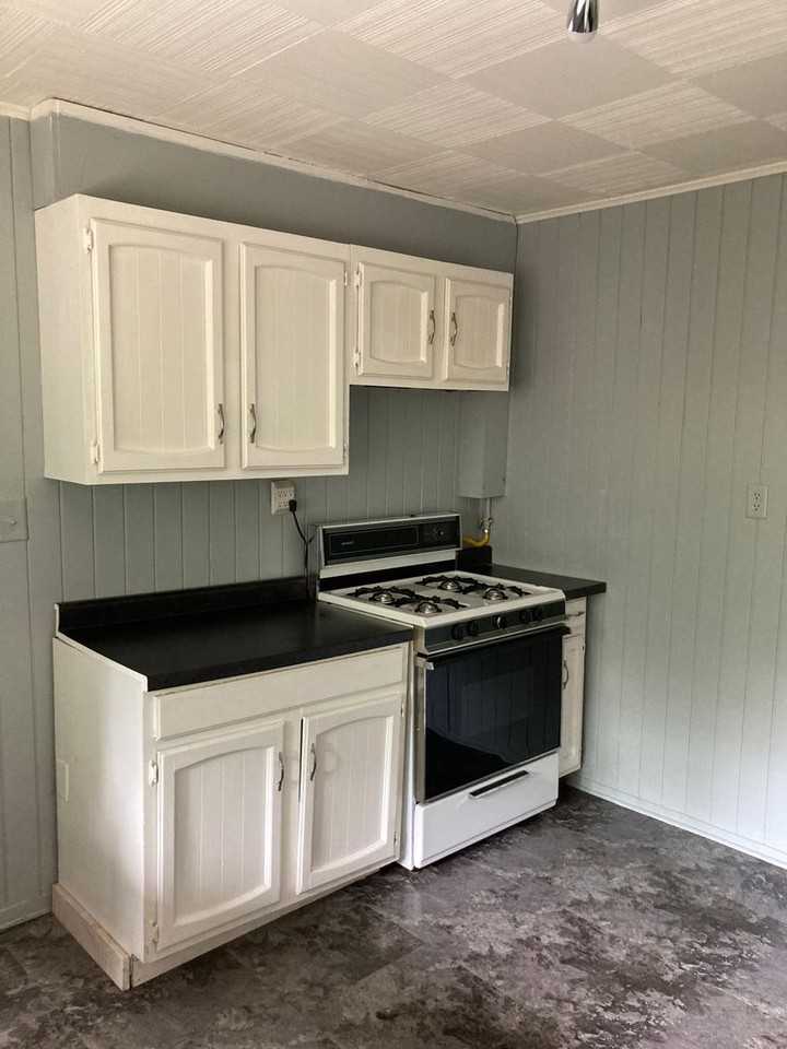 514 1/2 N 18th St - Photo 6 of 8