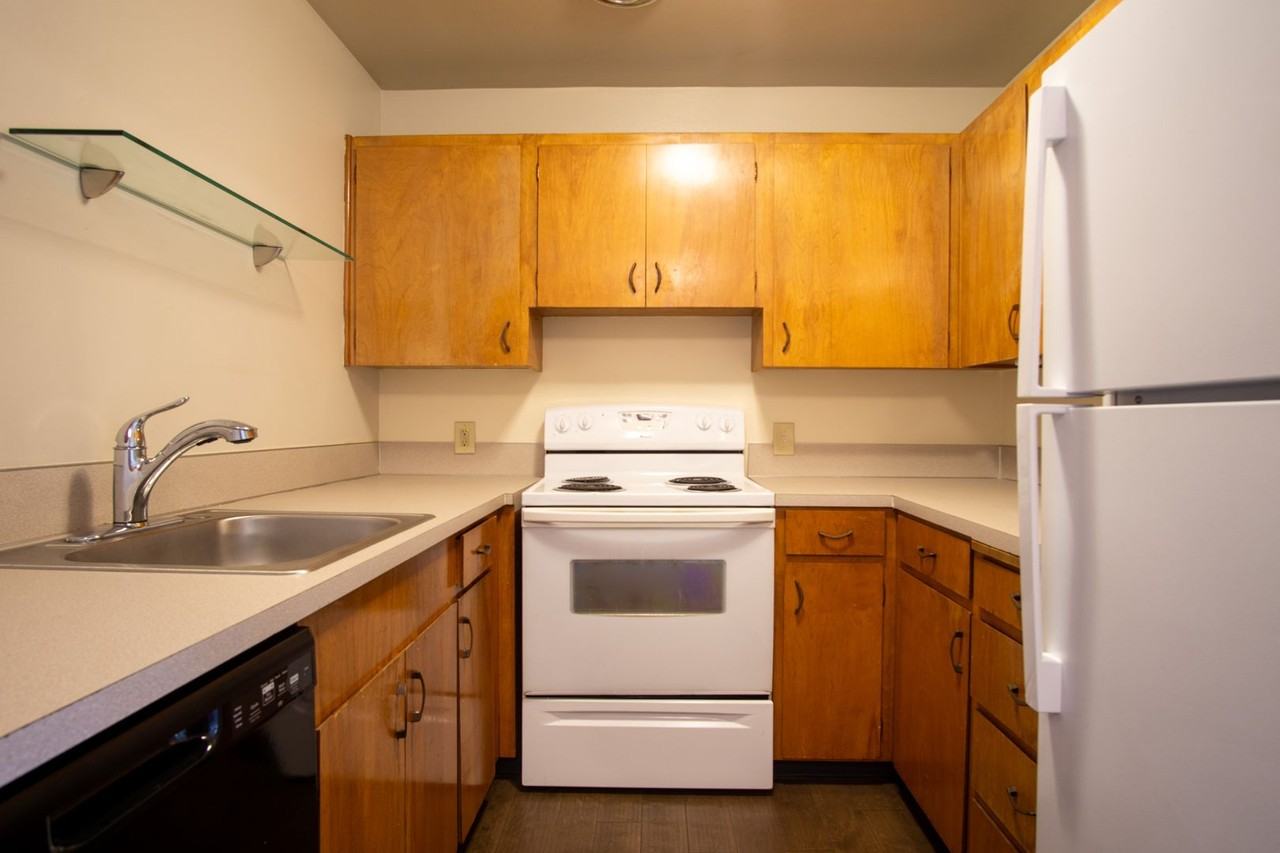 1332 Ne 21st Ave #3 - Photo 6 of 14