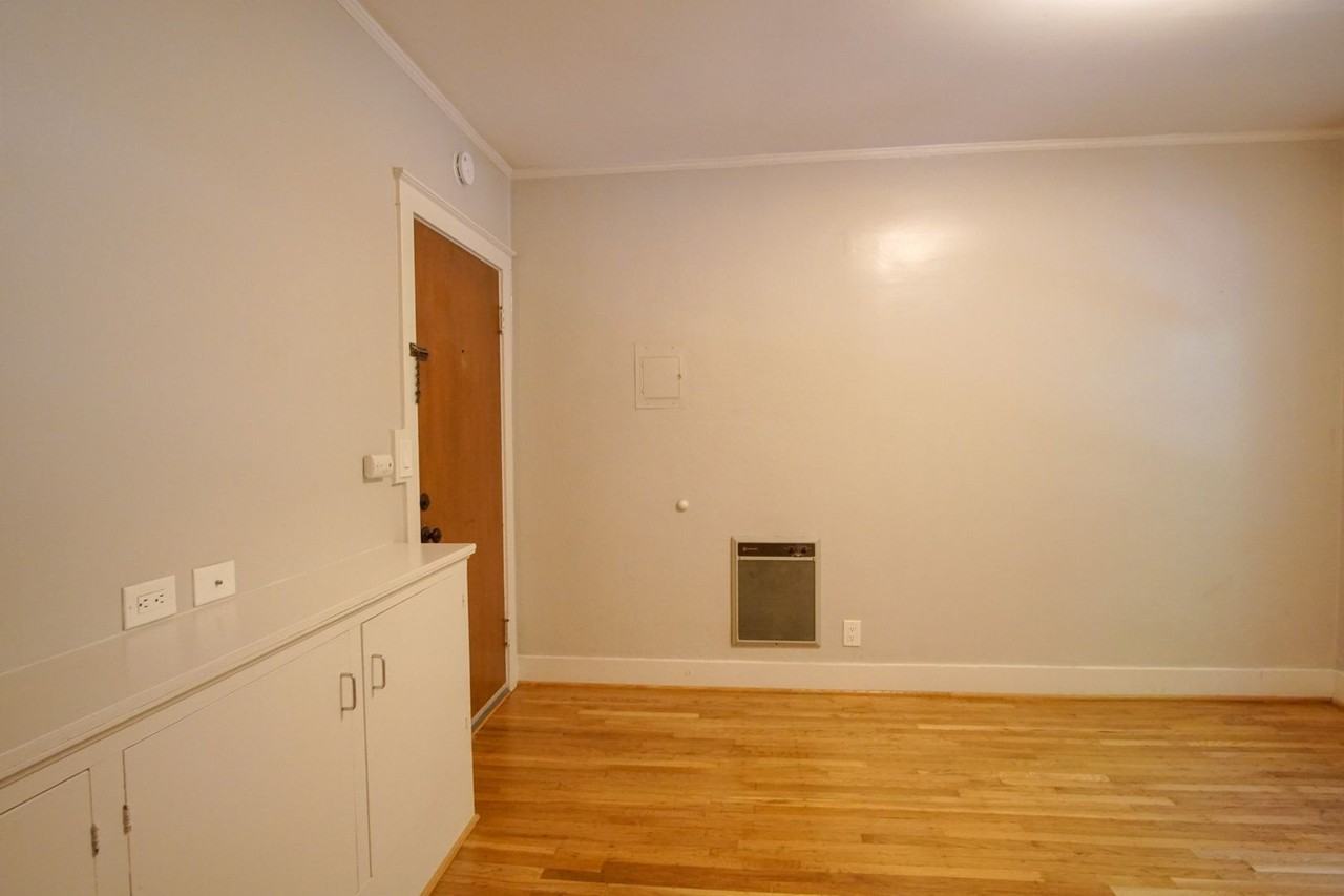 2728 Se Main St #9 - Photo 4 of 15