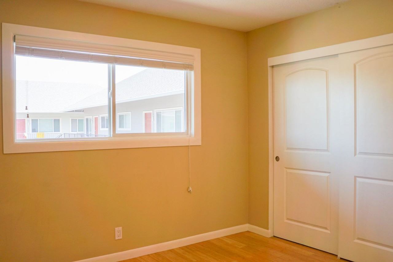 7532 N Ida Ave - Photo 7 of 13