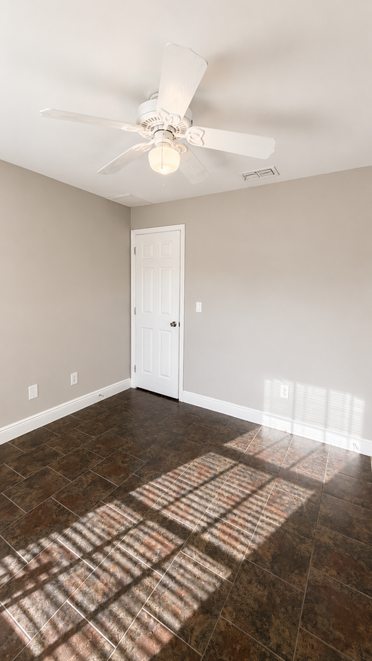 111 Homer Ave S - Photo 6 of 22