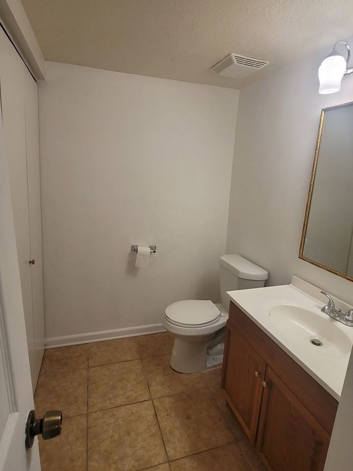 7523 Beaudelaire Cir - Photo 6 of 22