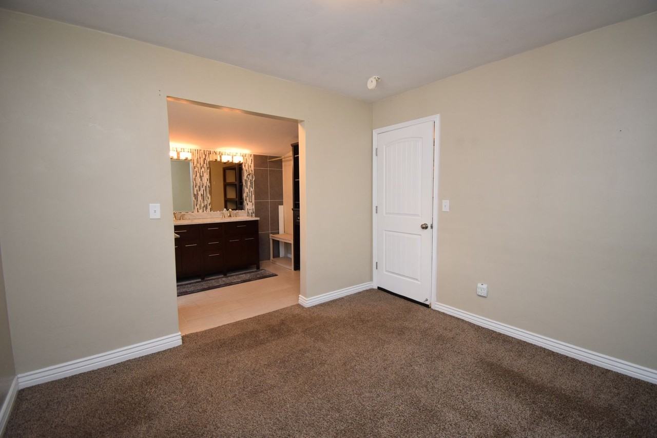 1373 S 200 E - Photo 6 of 15
