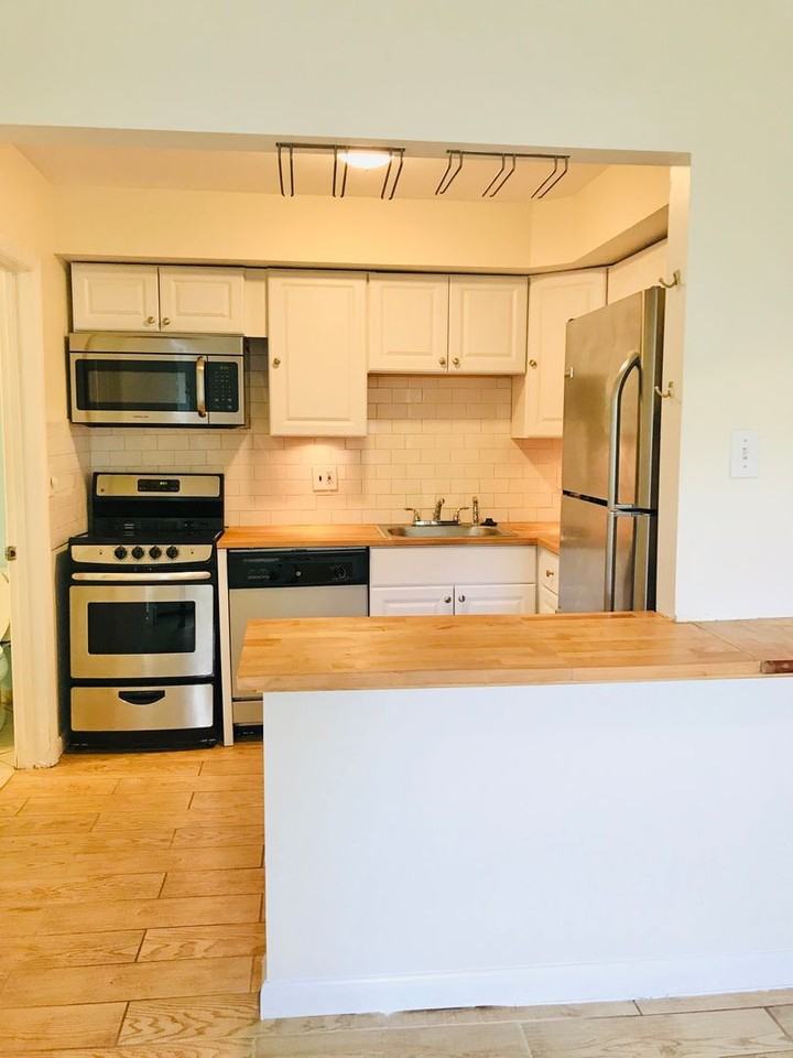 207 Walnut Hill Rd #D18 - Photo 4 of 14