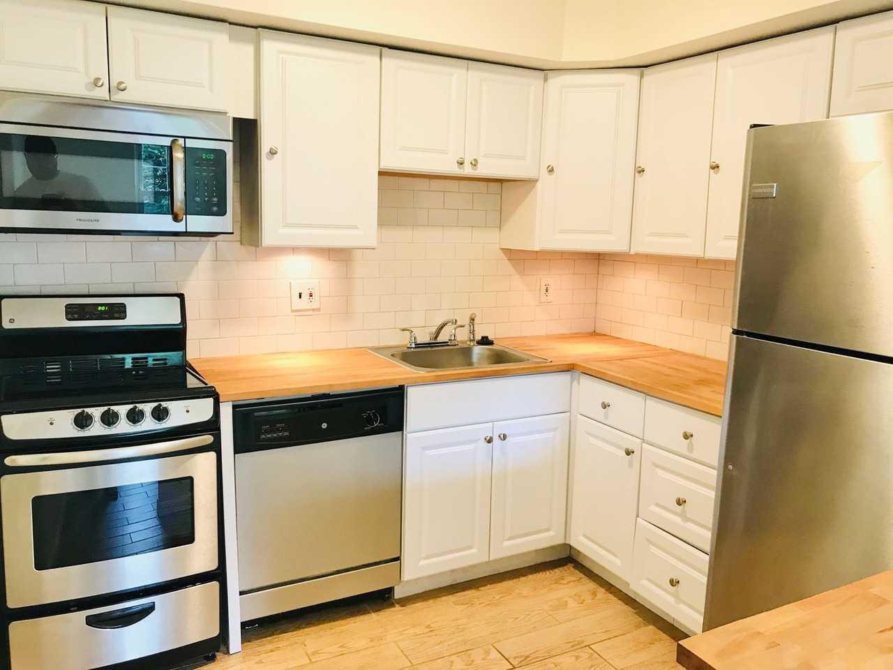 207 Walnut Hill Rd #D18 - Photo 6 of 14