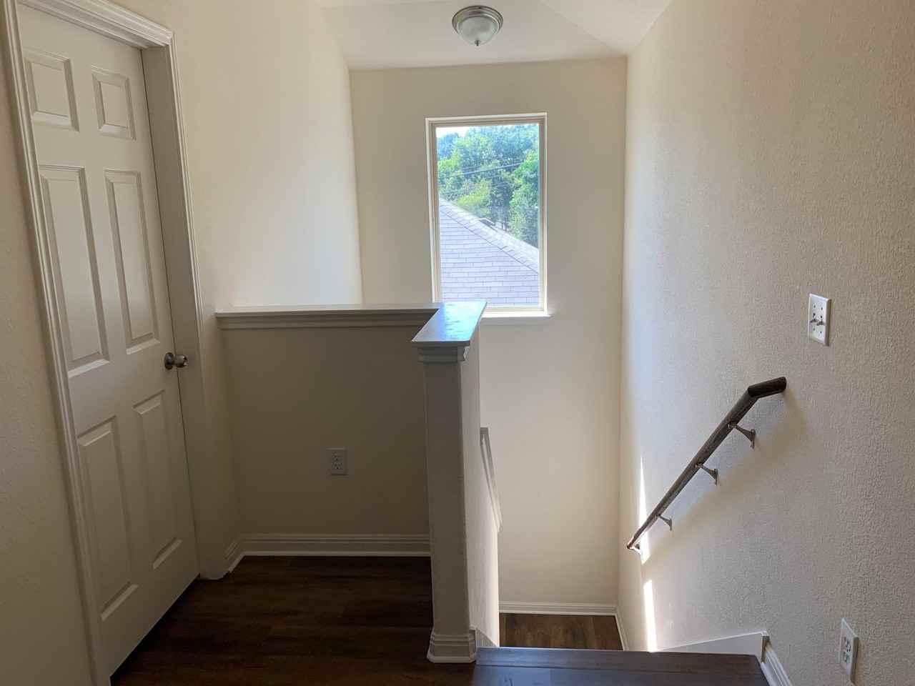 5805 Loblolly Ln - Photo 6 of 15