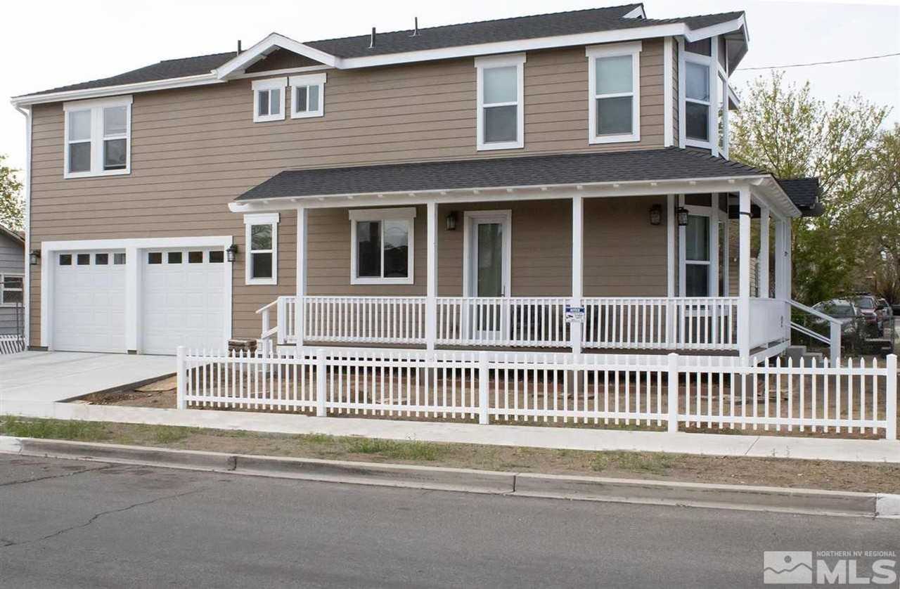 448 14th St - Photo 2 of 27