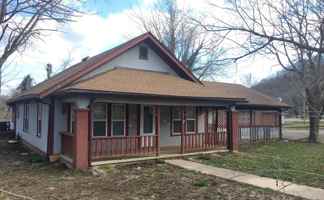 featured image of 501 School St