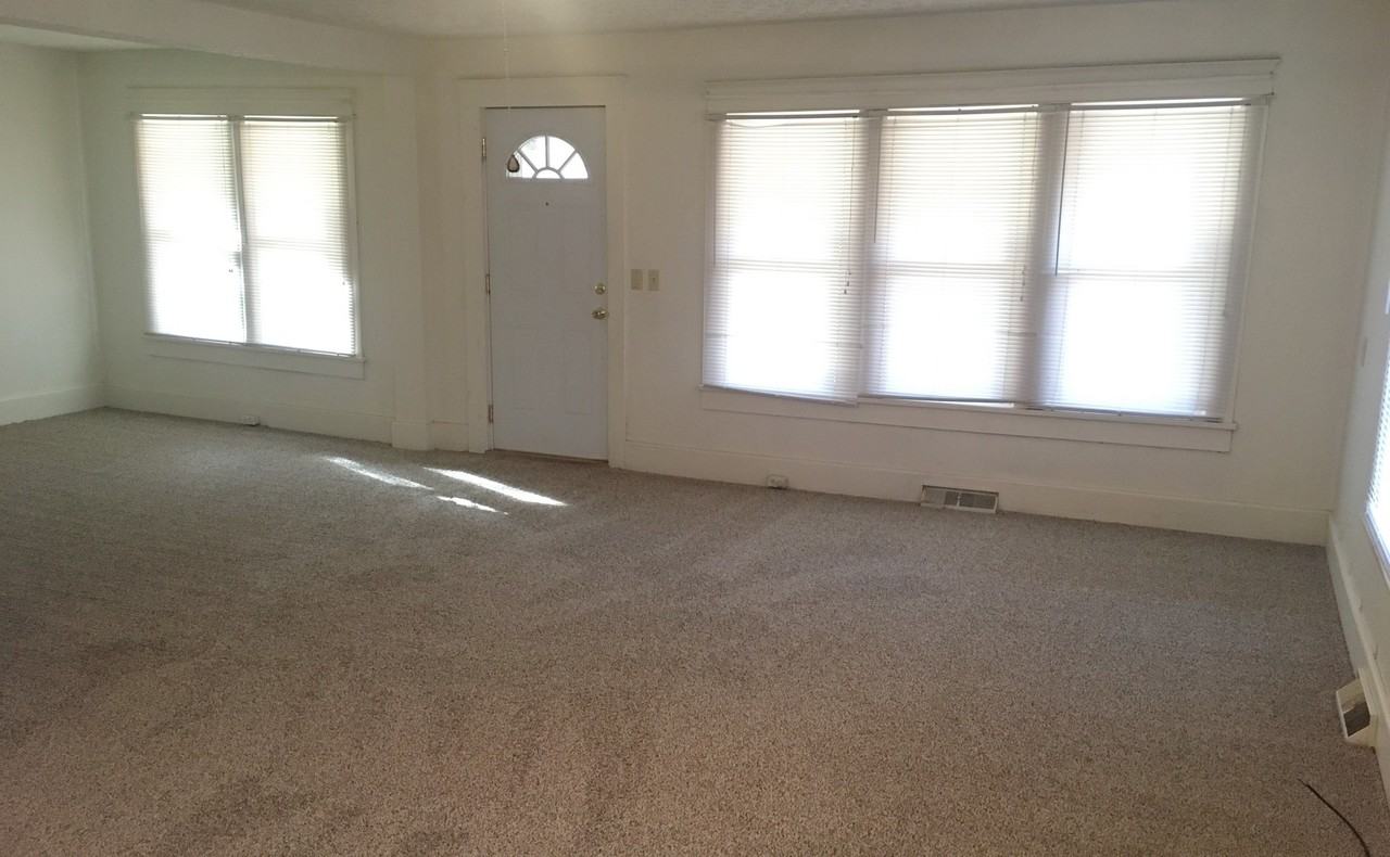 501 School St - Photo 2 of 15