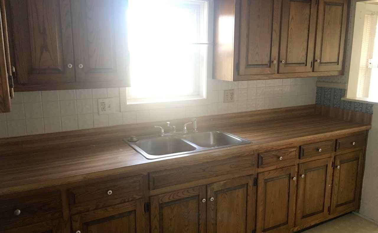 501 School St - Photo 6 of 15