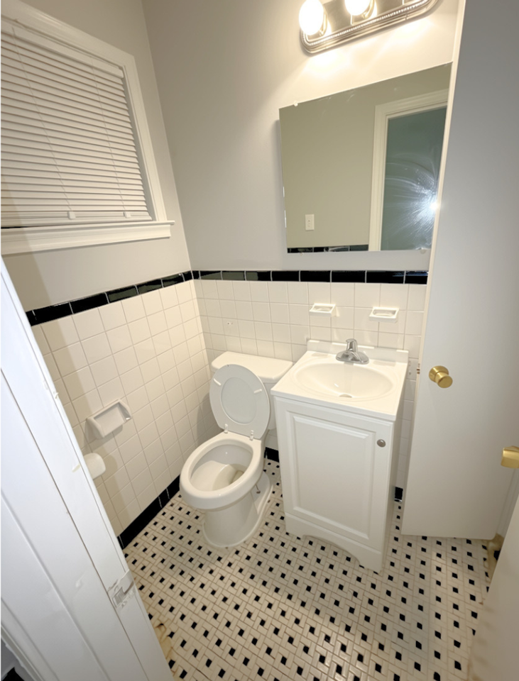 3120 Beauchamp Dr - Photo 6 of 17