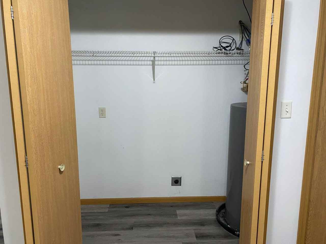 27 Meadowview Ter - Photo 3 of 13