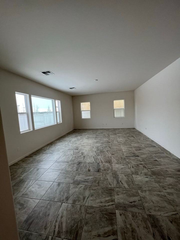 3140 Show Jumper Ln - Photo 5 of 25