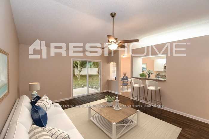 11810 Cherry Bark Dr W - Photo 5 of 18