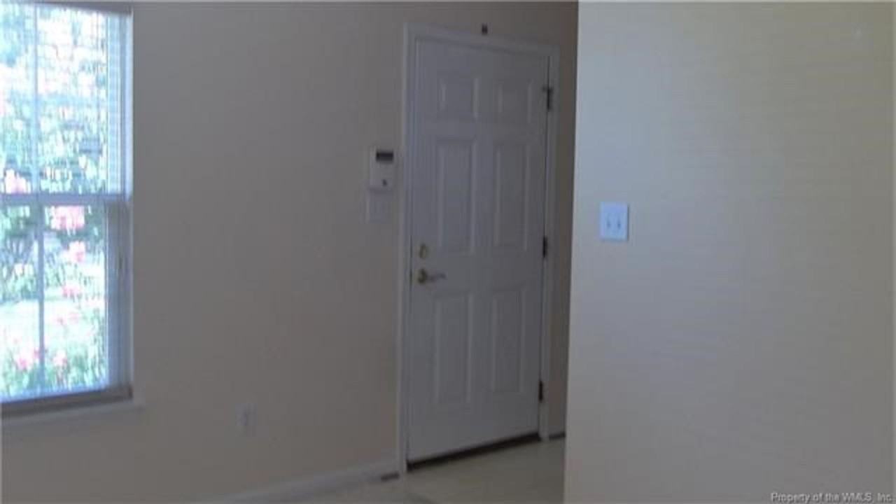 817 Tahoe Trl - Photo 4 of 23